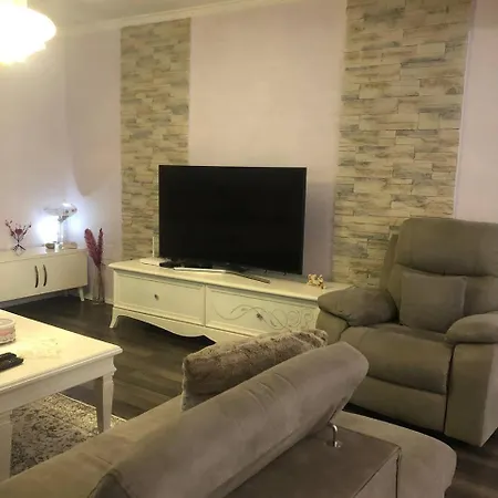 Apartment Gr8 Tirana