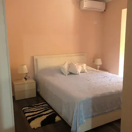 Gr8 Apartment *